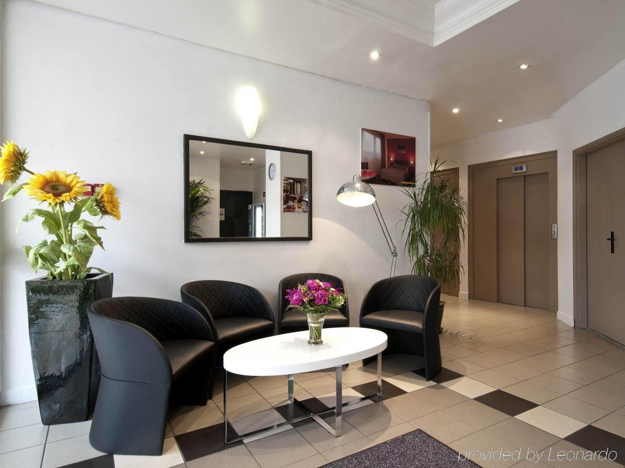Aparthotel Adagio Access Paris Vanves - Porte De Versailles Bagian luar foto
