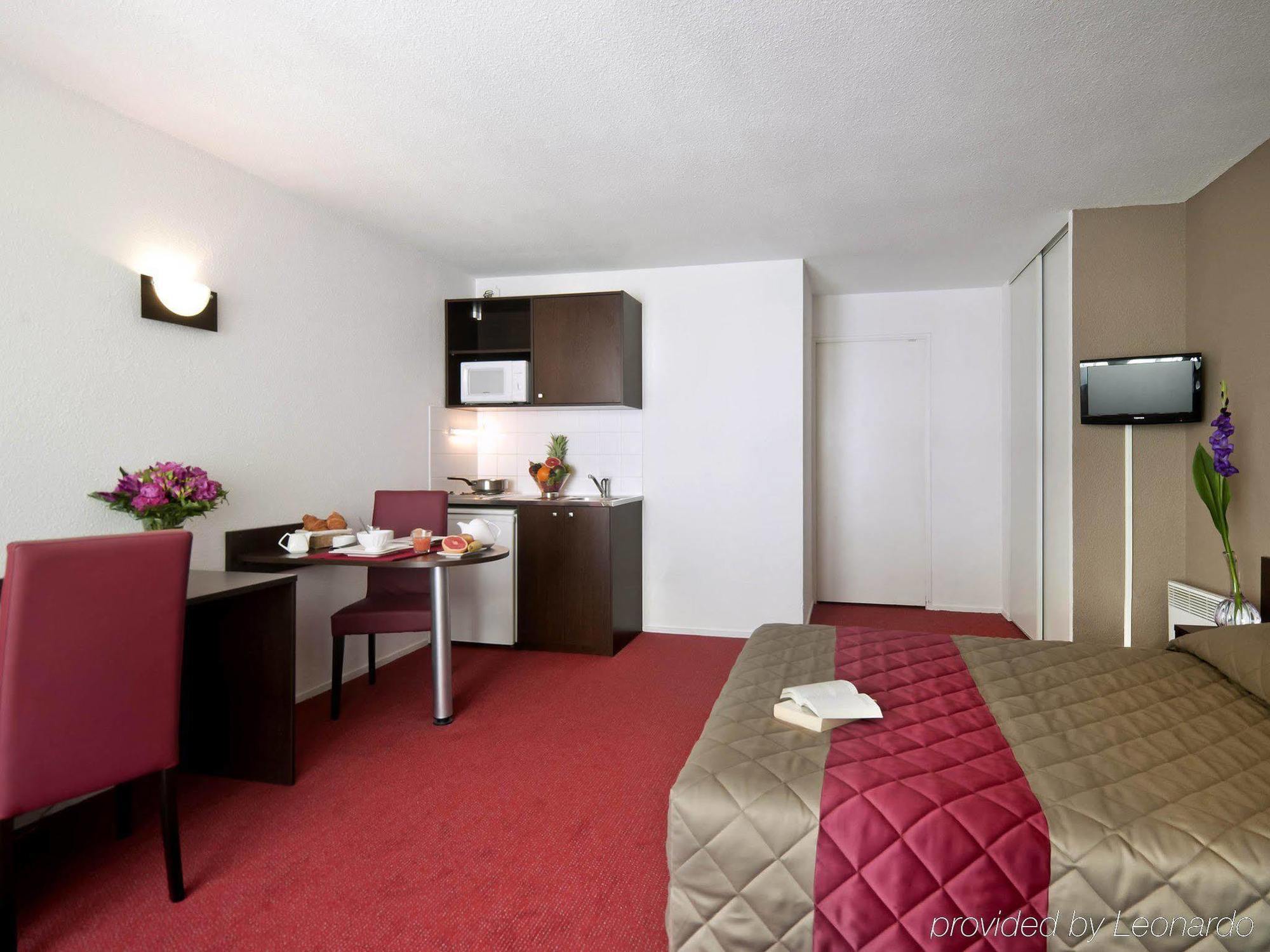 Aparthotel Adagio Access Paris Vanves - Porte De Versailles Bagian luar foto